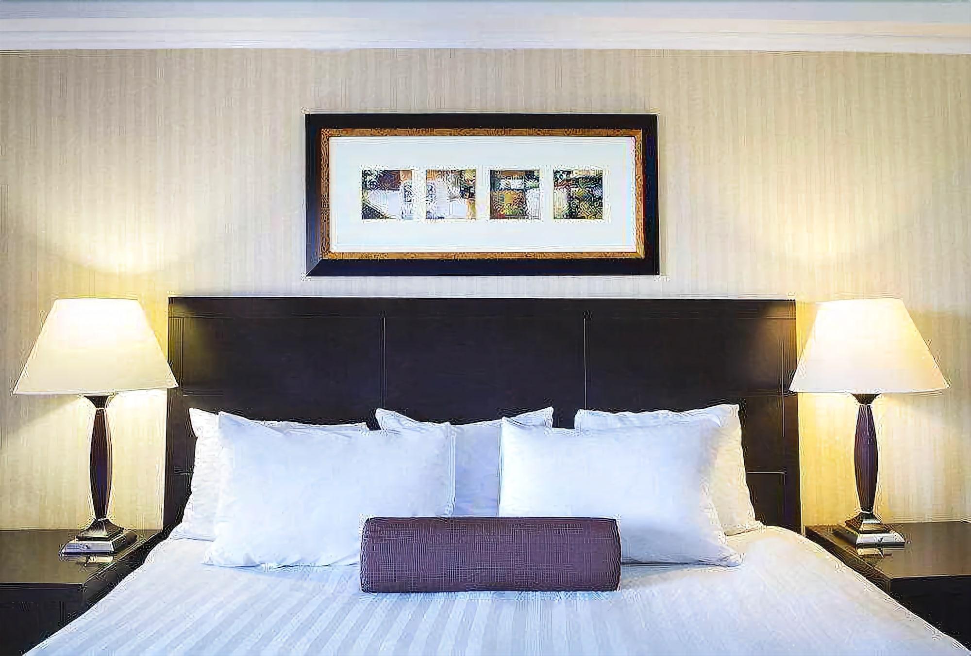 Baymont By Wyndham Monterey Park Hotel Buitenkant foto