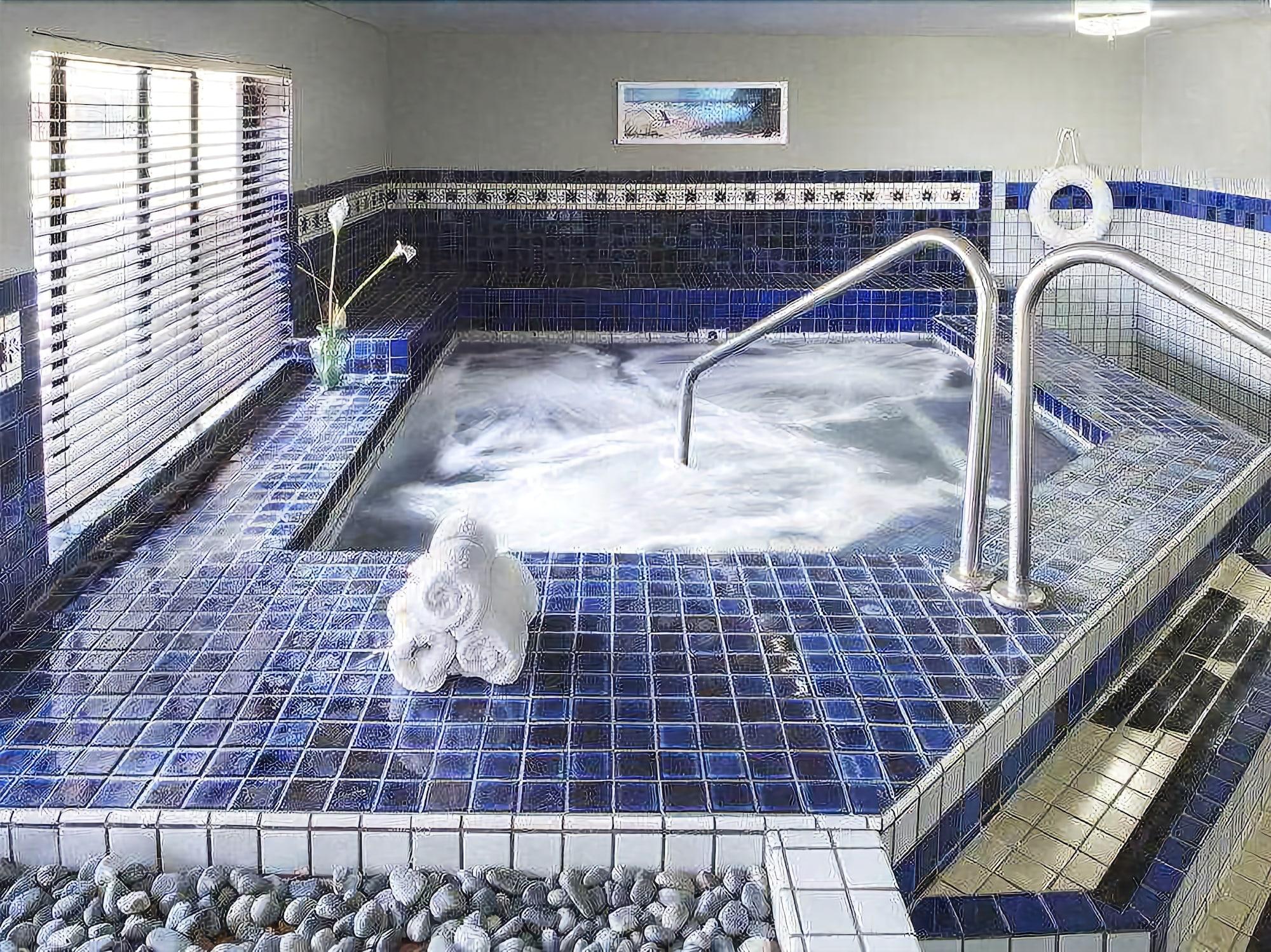 Baymont By Wyndham Monterey Park Hotel Buitenkant foto