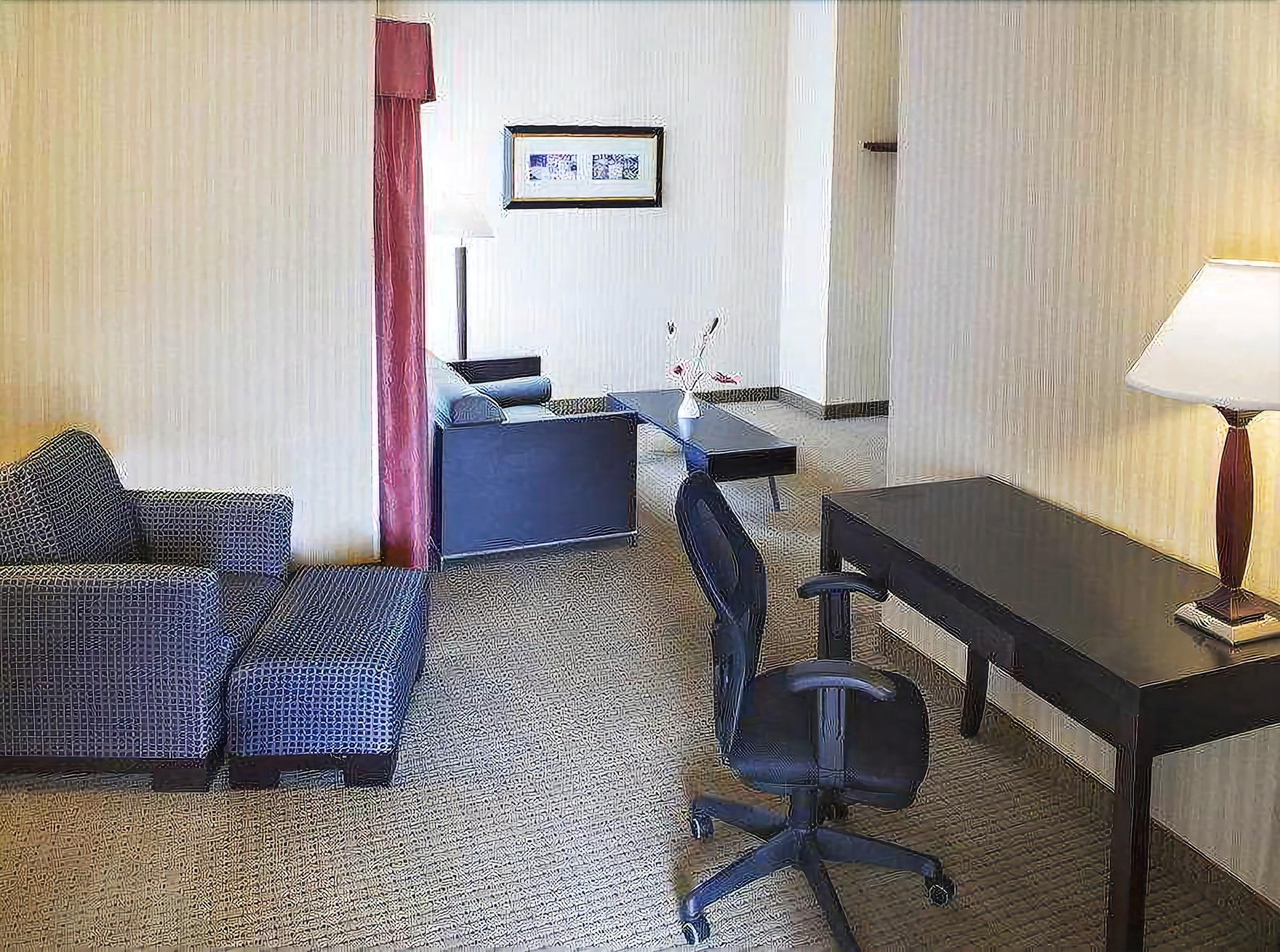 Baymont By Wyndham Monterey Park Hotel Buitenkant foto