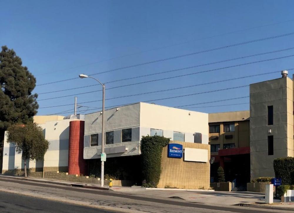 Baymont By Wyndham Monterey Park Hotel Buitenkant foto